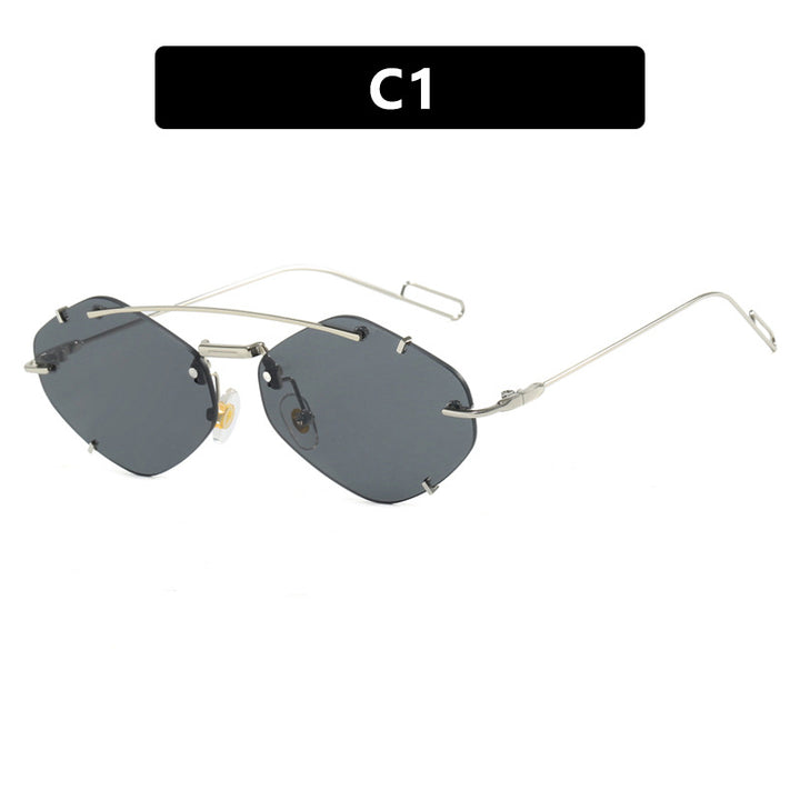 Dame geometrisk solbrille med ultralett metallramme Skanto