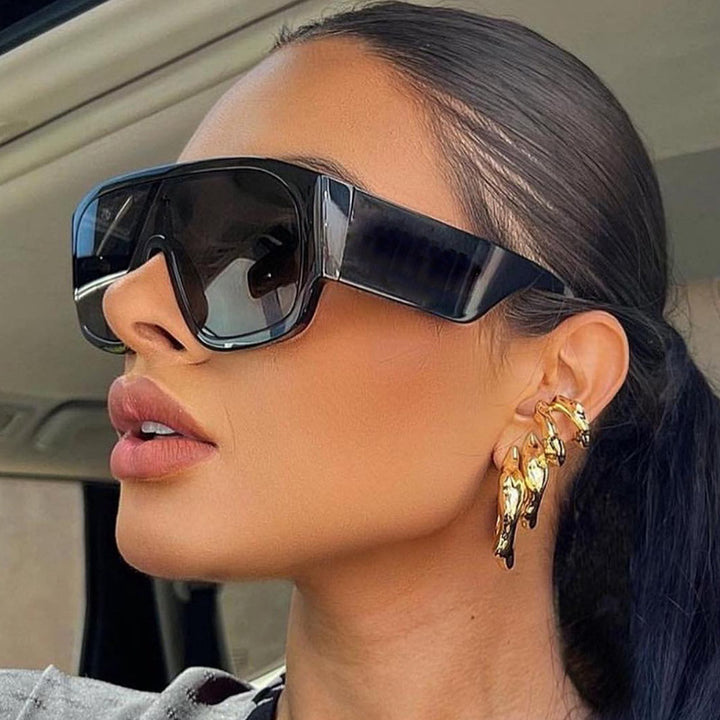 Women's Fashion Oversized Sunglasses with Unique Design Skanto