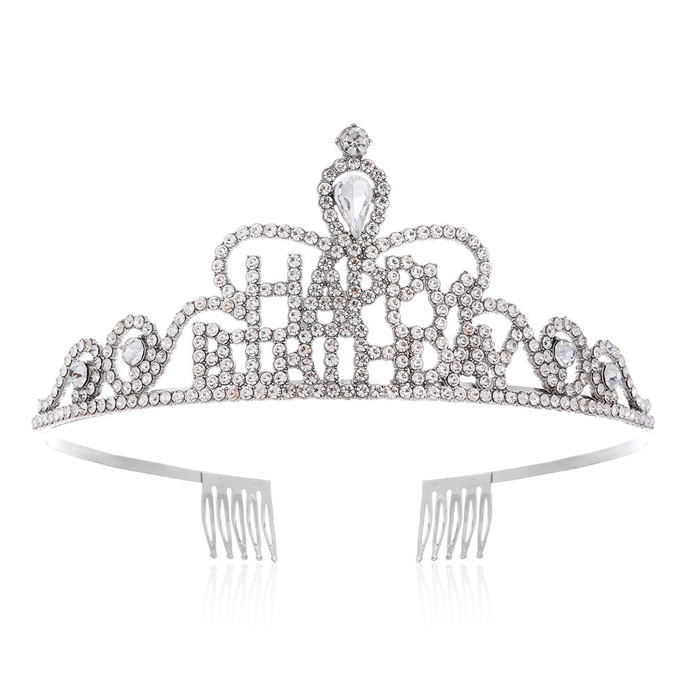 Dame Funkenkrone med "Happy Birthday" skrift Skanto