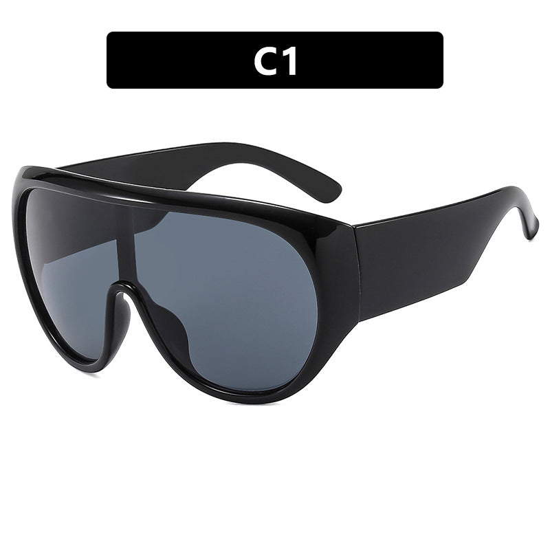 Women's Sport Sunglasses with Aerodynamic Design and Wide Field of Vision Skanto