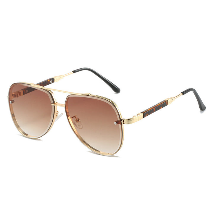 Dame Aviator solbriller med stilfull gradientbeskyttelse Skanto