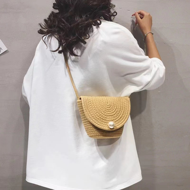 Shoulder Bag with Elegant Pearl Clasp Skanto