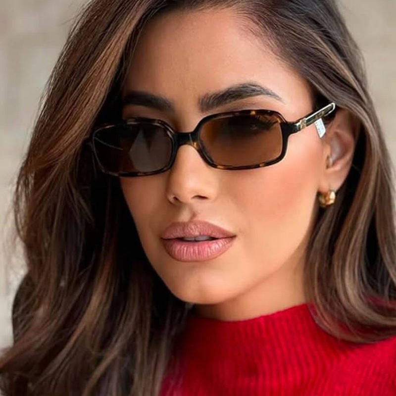 Women's fashionable square glasses with elegant plastic frame and golden accents Skanto