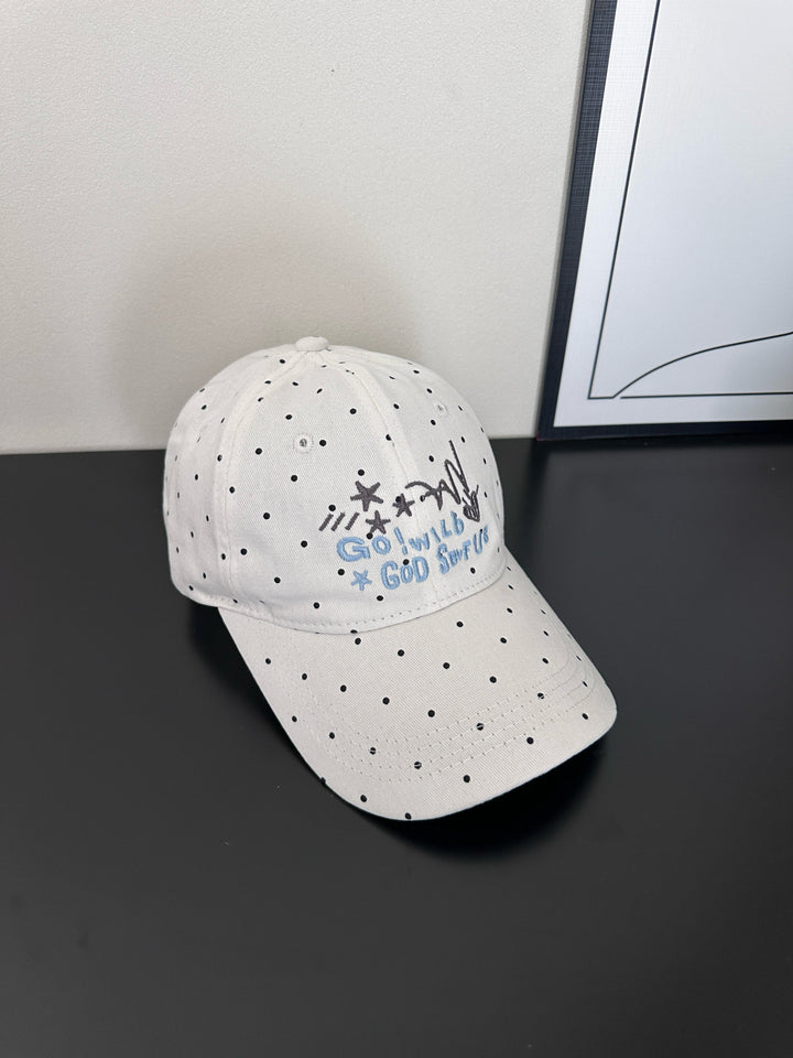Kvinners Trendy Prikkete Broderte Baseball Caps Skanto