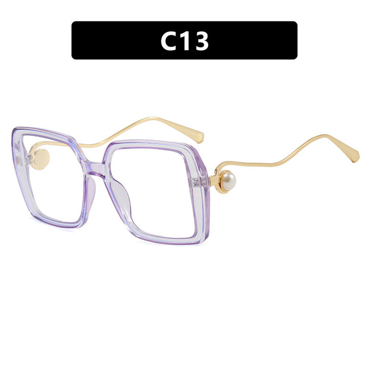 Women's trendy square glasses with elegant metal frame and unique accents Skanto