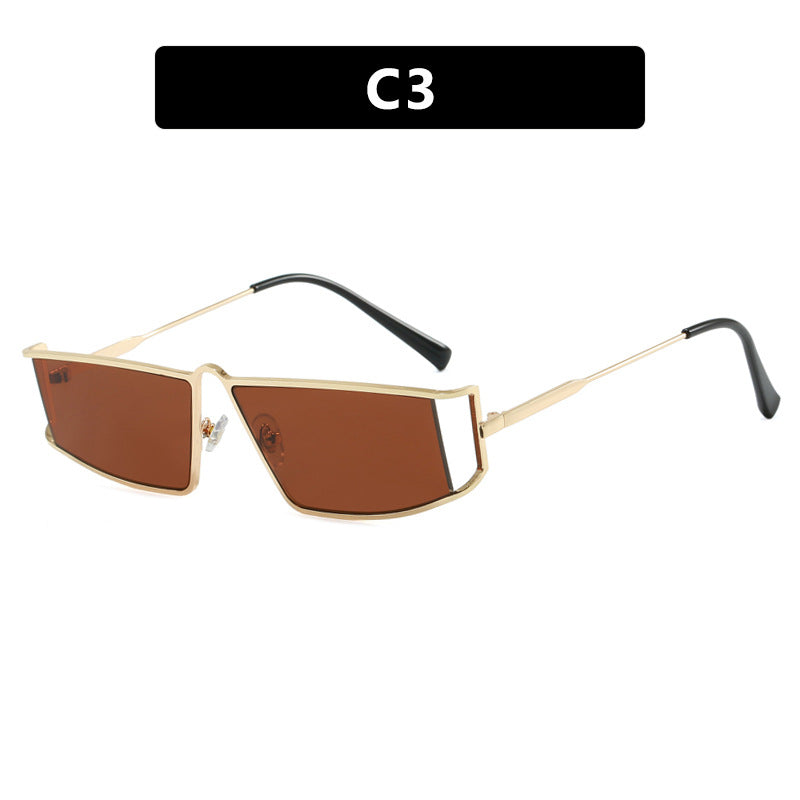 Women's trendy sunglasses in futuristic design with square lenses Skanto
