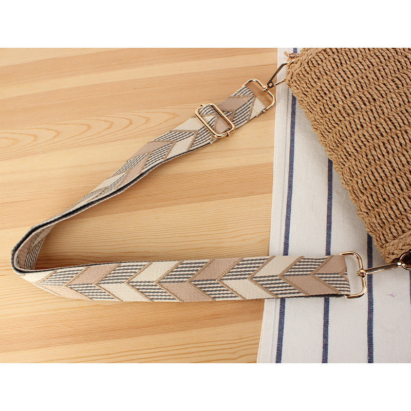 Elegant skulderveske laget av flettet naturmateriale Skanto