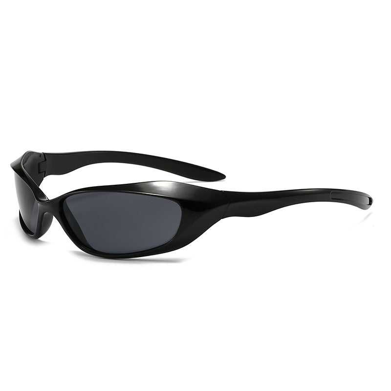 Dame Sporty, lett solbrille med ergonomisk design Skanto