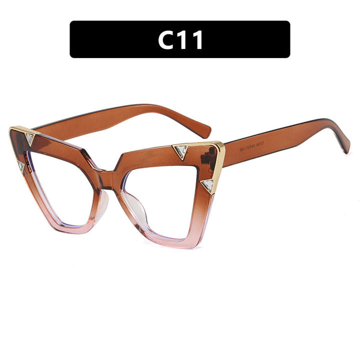 Women's Cat-Eye Sunglasses with Luxurious Motif and Protective UV Filter Skanto