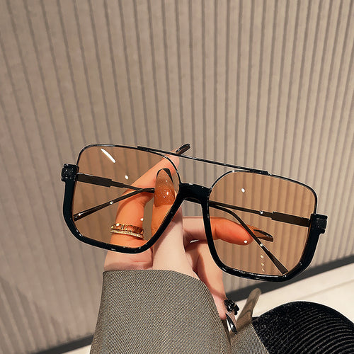 Women's oversized sunglasses with trendy square frame and protective UV filter Skanto