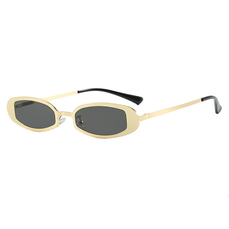 Women's fashionable glasses with elegant metal frame and fine accents Skanto