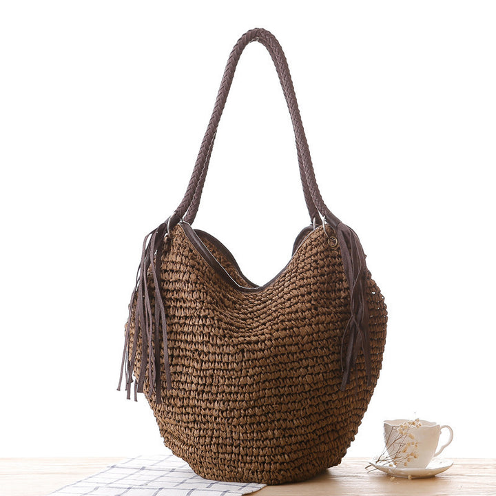 Handmade beach bag with fashionable fringe Skanto