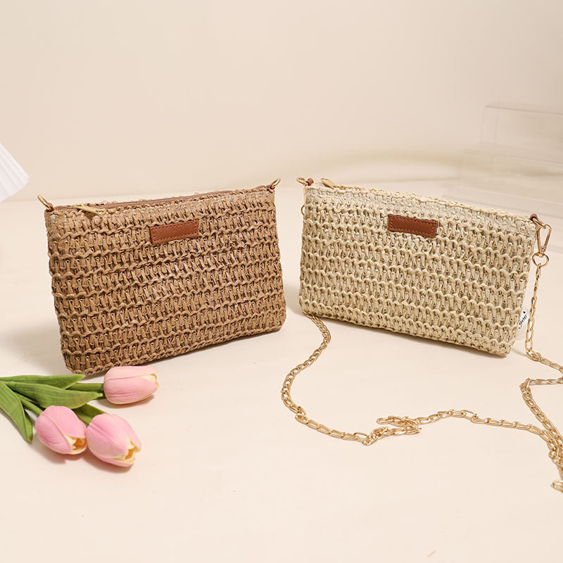 Handmade crossover bag of durable bast material with gold chain Skanto