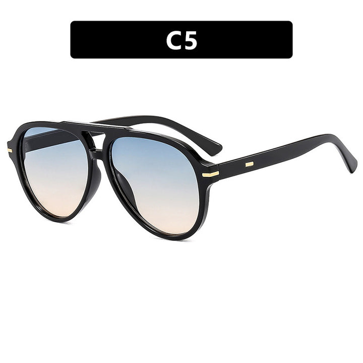 Women's stylish sunglasses with a striking design Skanto