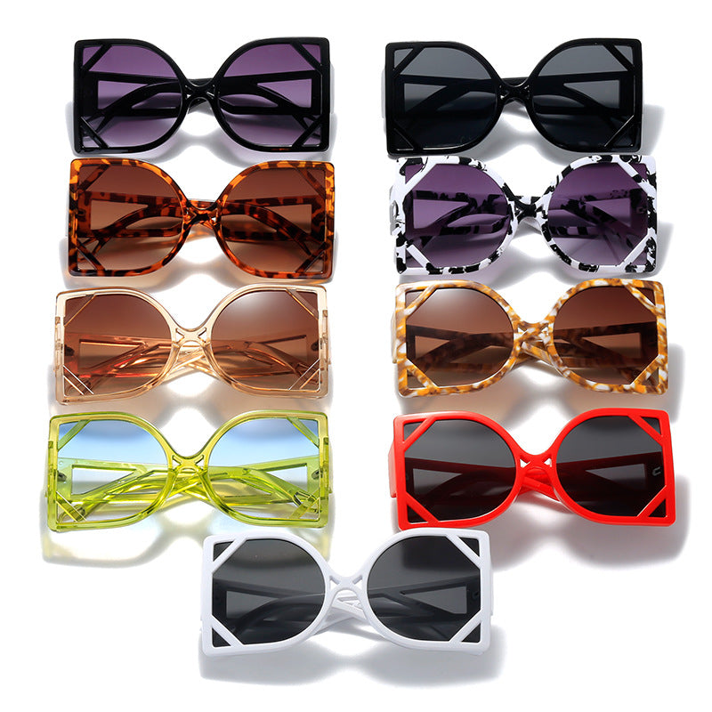 Dame geometrisk solbrille med eksklusiv design og UV-beskyttelse Skanto