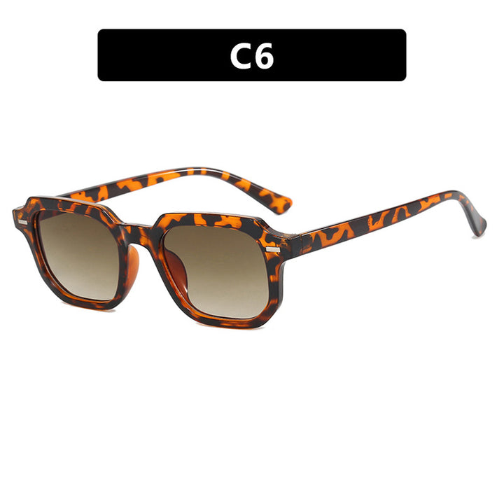 Women's square sunglasses with stylish frame structure and UV protection Skanto