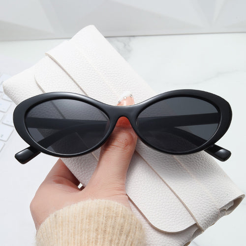 Dame stilige Cat-Eye solbriller med myke kurver og UV-beskyttelse Skanto