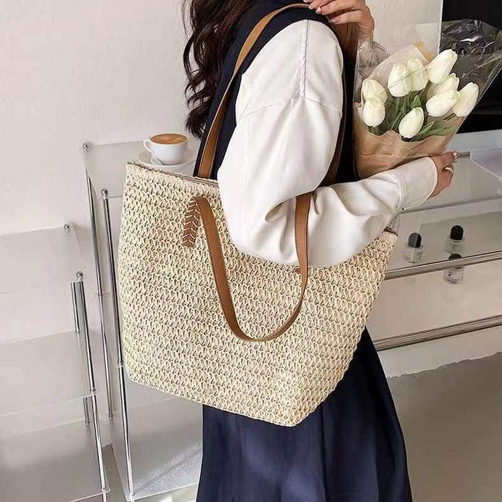 Elegant Straw Bag with High-Quality Leather Handle Skanto
