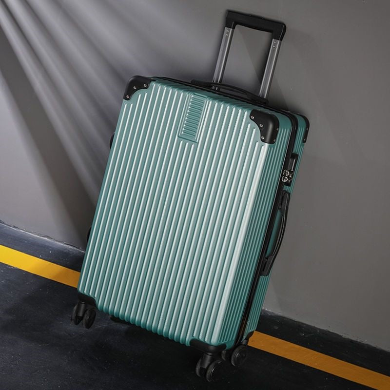 Hardplast koffert med høyt motstandsdyktig materiale og TSA-lås Skanto
