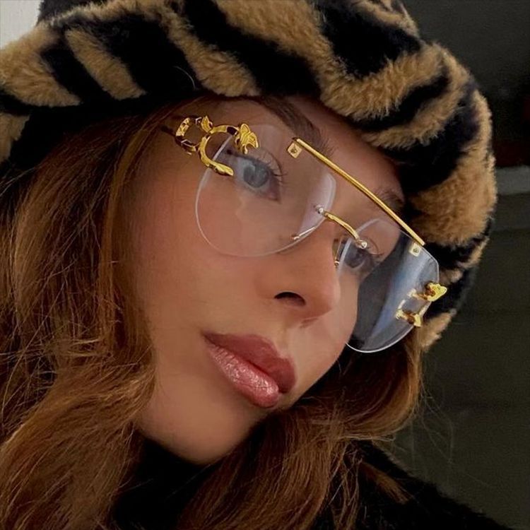 Women's unusual round sunglasses with decorative details Skanto