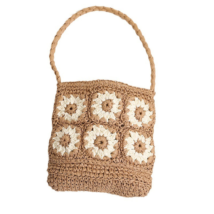 Handmade picnic basket with floral design Skanto