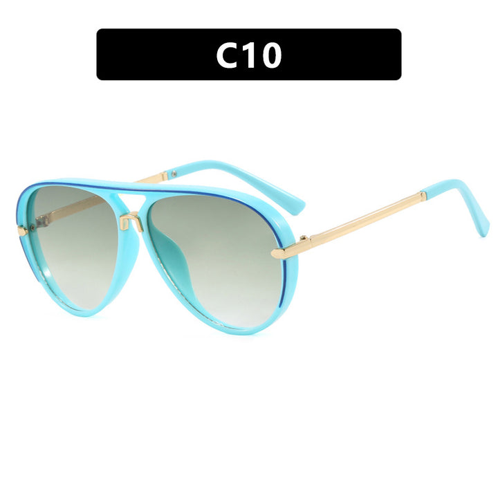 Women's Fashionable Pilot Sunglasses with Elegant Metal Accents Skanto