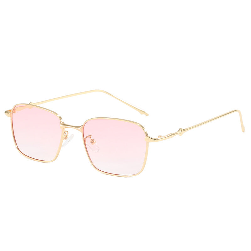 Dame elegant firkantet solbrille med høykvalitets metallramme Skanto