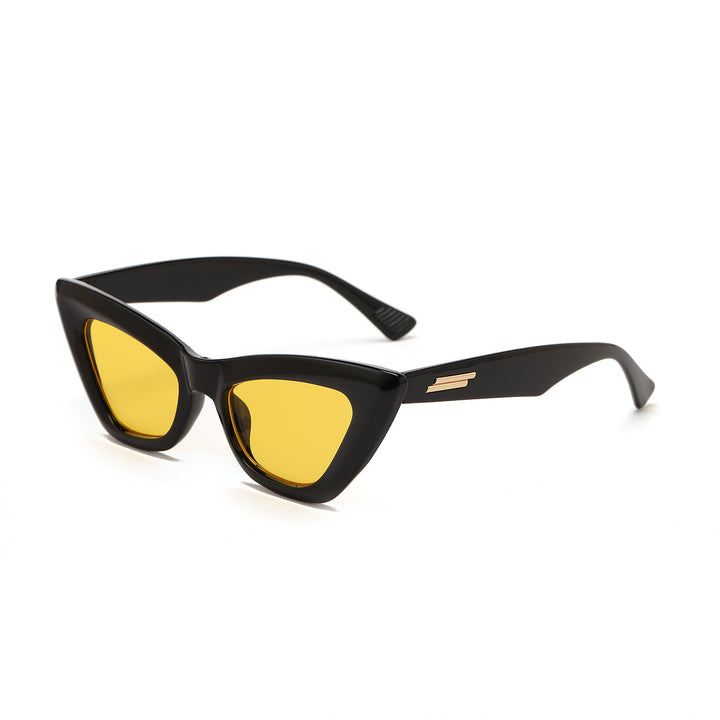 Dame Cat-Eye solbriller med moderne og elegant design Skanto