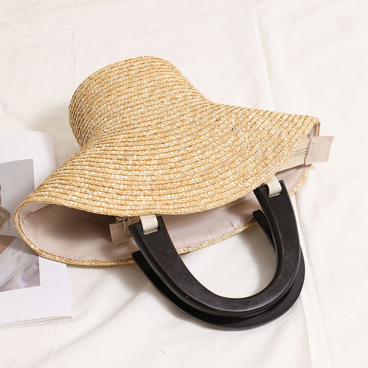 Modern handbag with stylish plastic handles Skanto