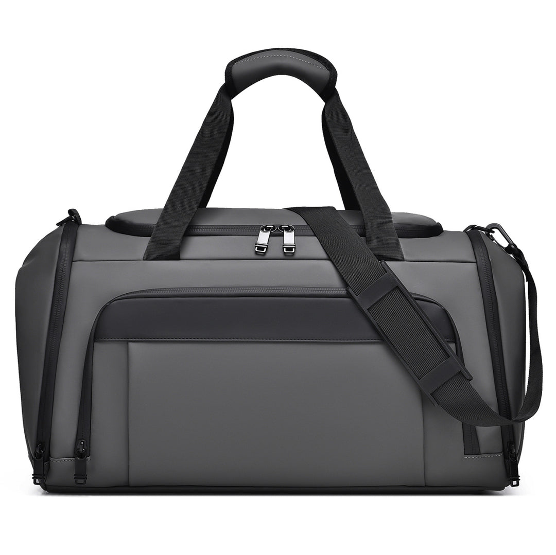 Sportslig Duffelbag med innovativt romkonsept Skanto