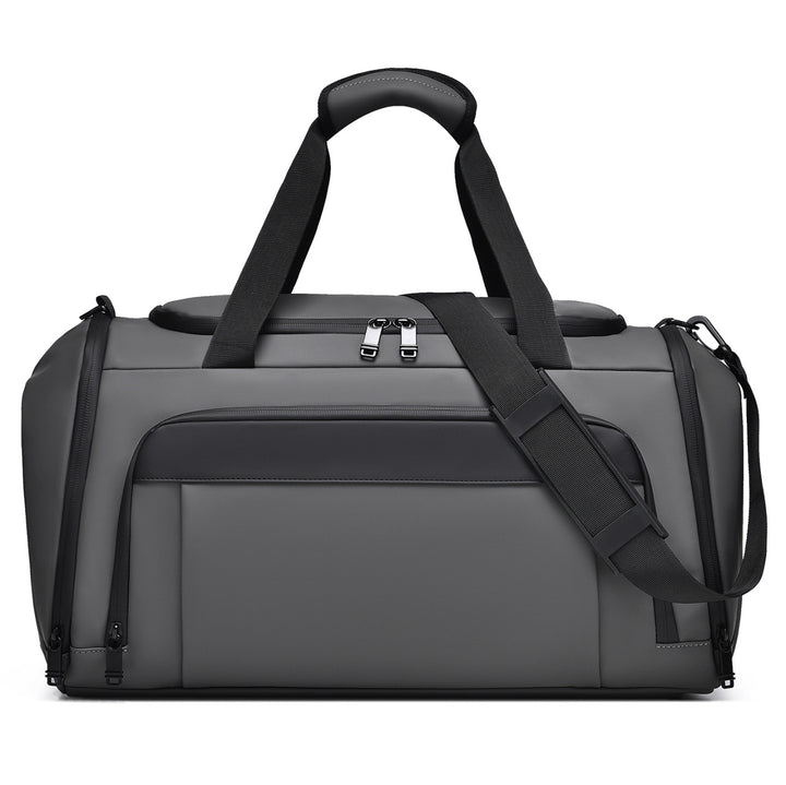 Sportslig Duffelbag med innovativt romkonsept Skanto
