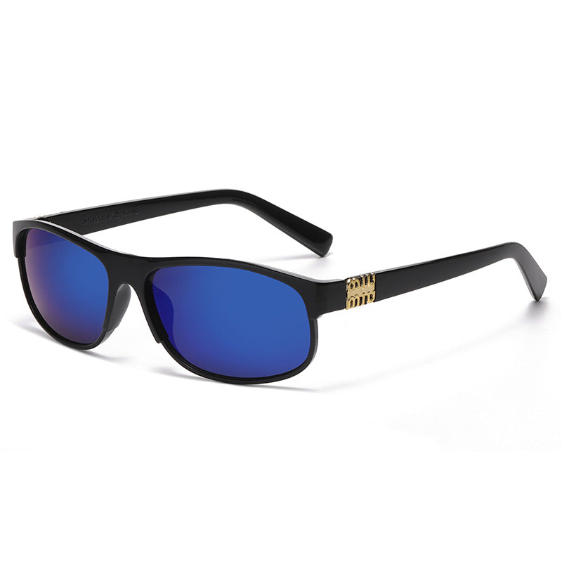 Women's fashion sunglasses with polarized lenses and stylish frame Skanto