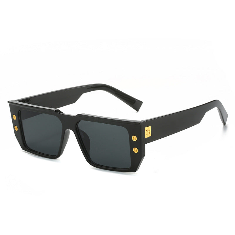 Dame moteriktig klar brille med gyldne detaljer Skanto