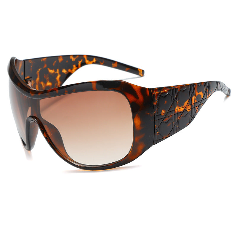 Men's Sporty Wraparound Sunglasses Skanto
