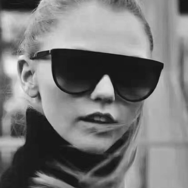 Women's trendy oversized sunglasses with stylish transparent frames Skanto