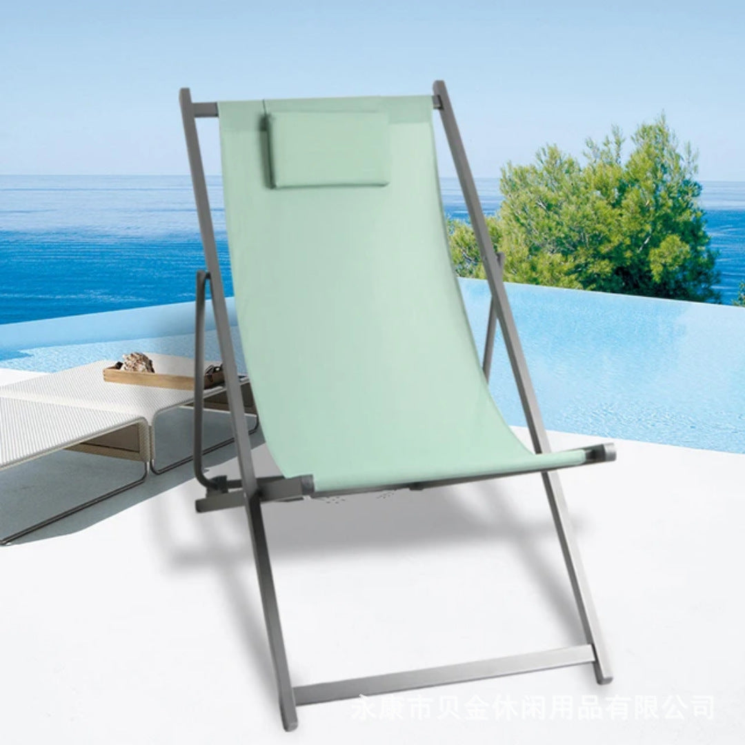 Ergonomic Folding Chair with Headrest Skanto