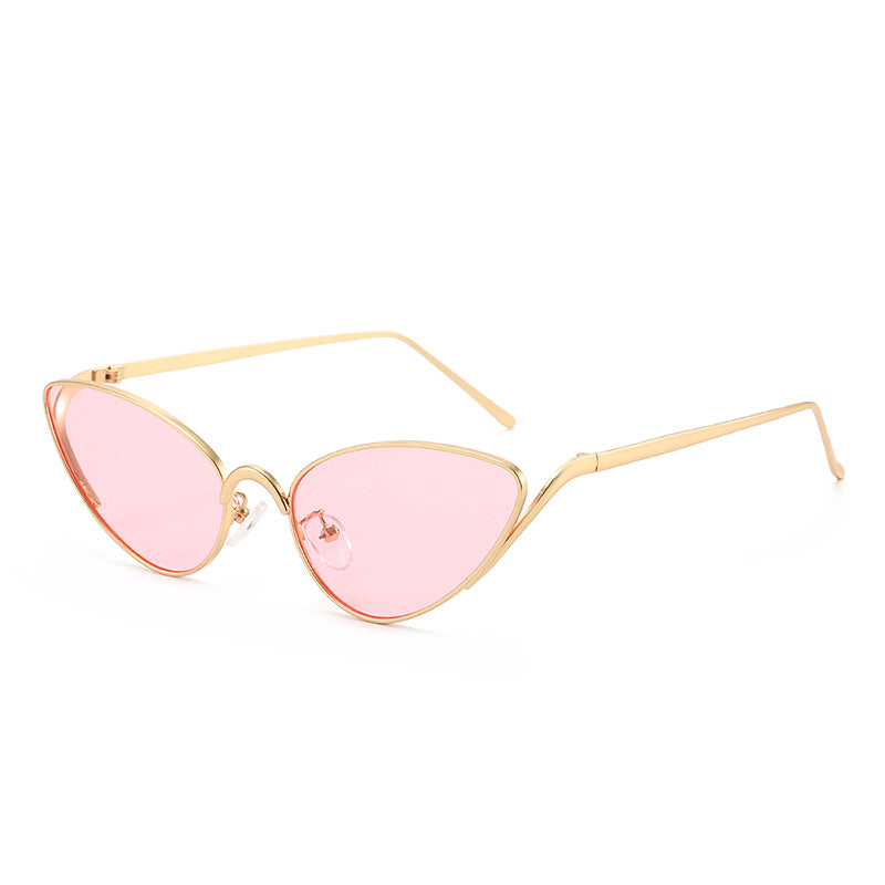 Women's Cat-Eye Sunglasses in Elegant Design Skanto