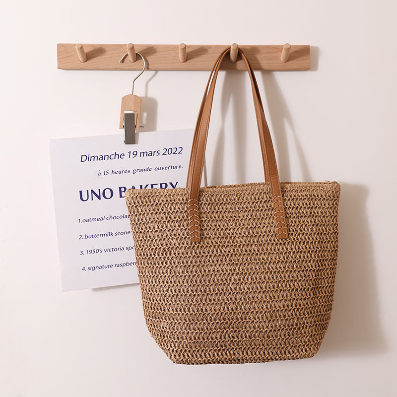 Giant tote bag made of braided raffia with leather handles Skanto