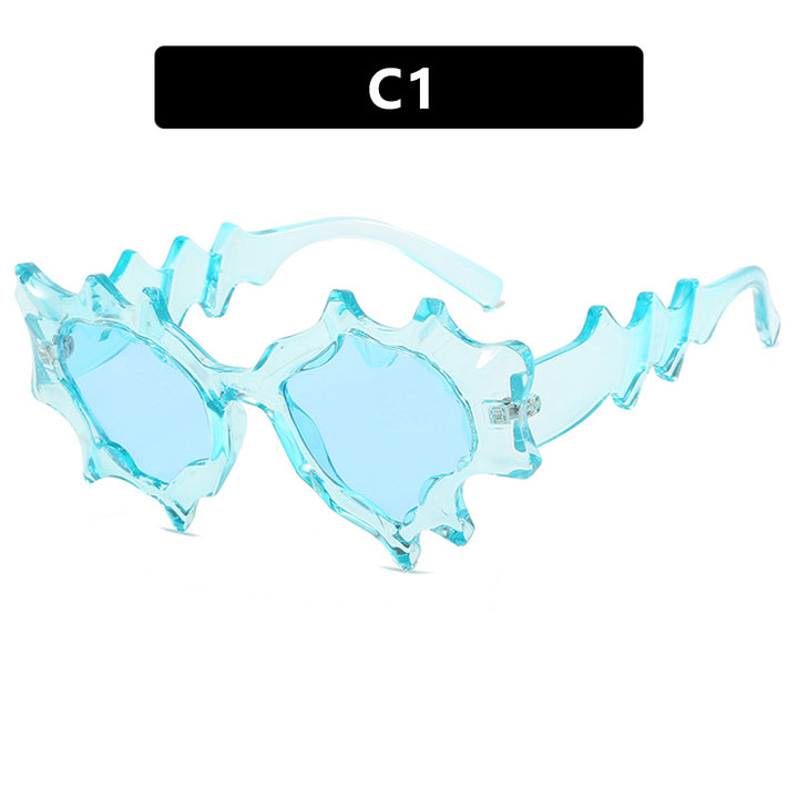 Women's extraordinary fashion sunglasses in creative design Skanto