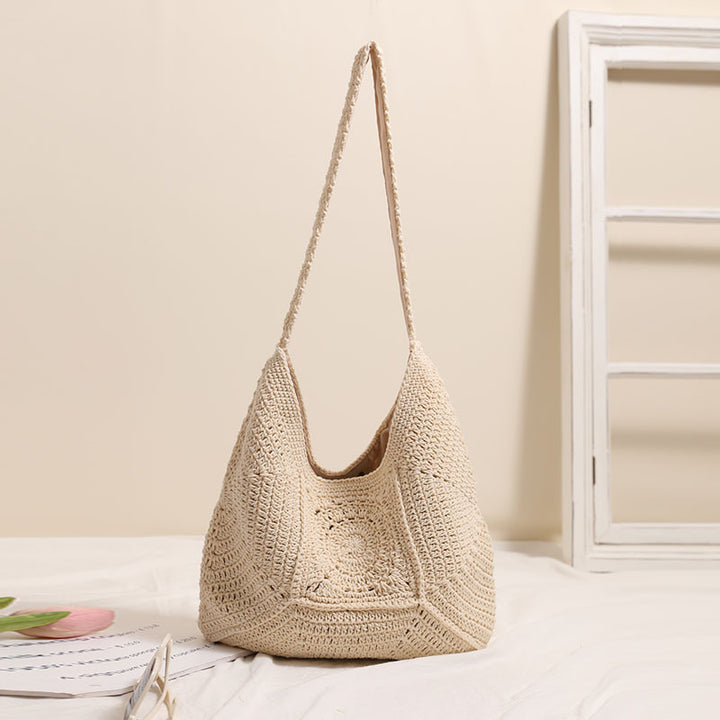 Hand-knotted tote bag in modern macrame style Skanto