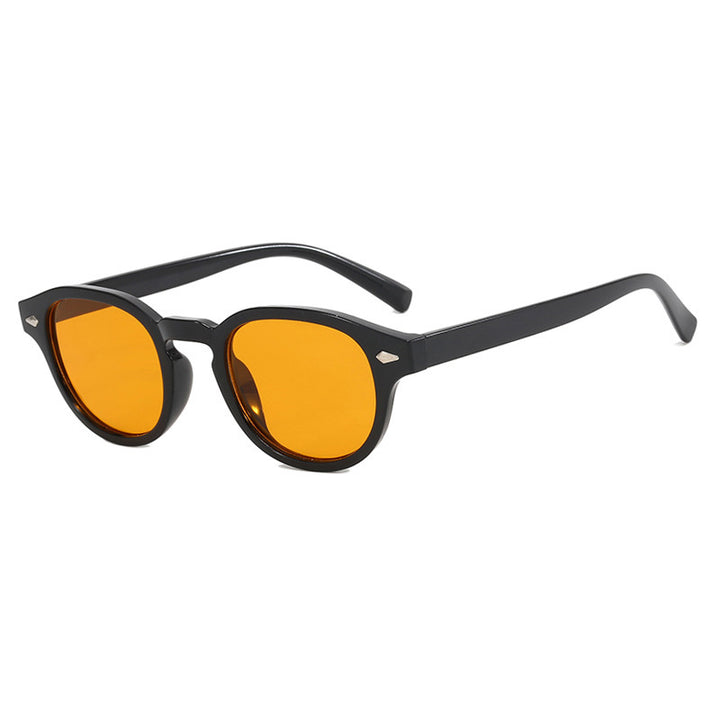 Dame moteriktig solbrille i elegant stil Skanto