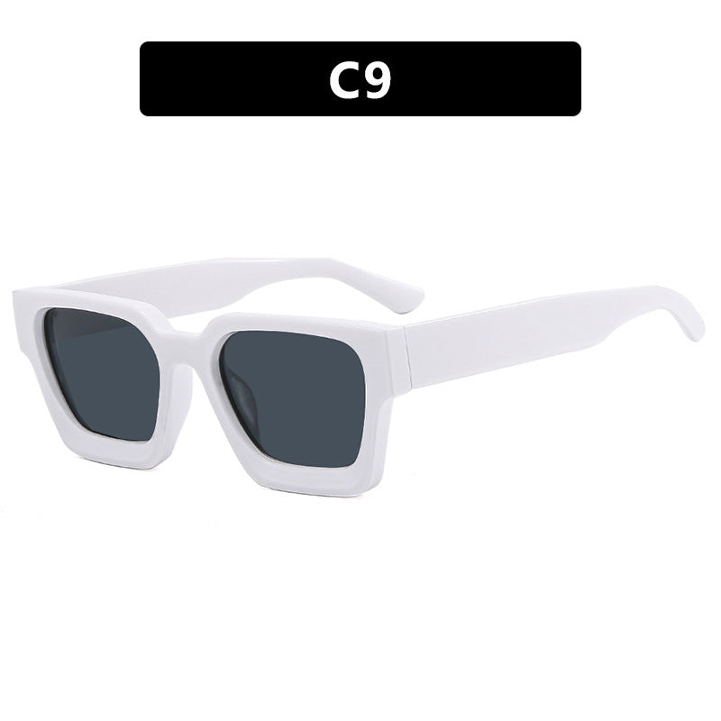 Women's Fashion Square Sunglasses with Robust Frame and Yellow Lenses Skanto