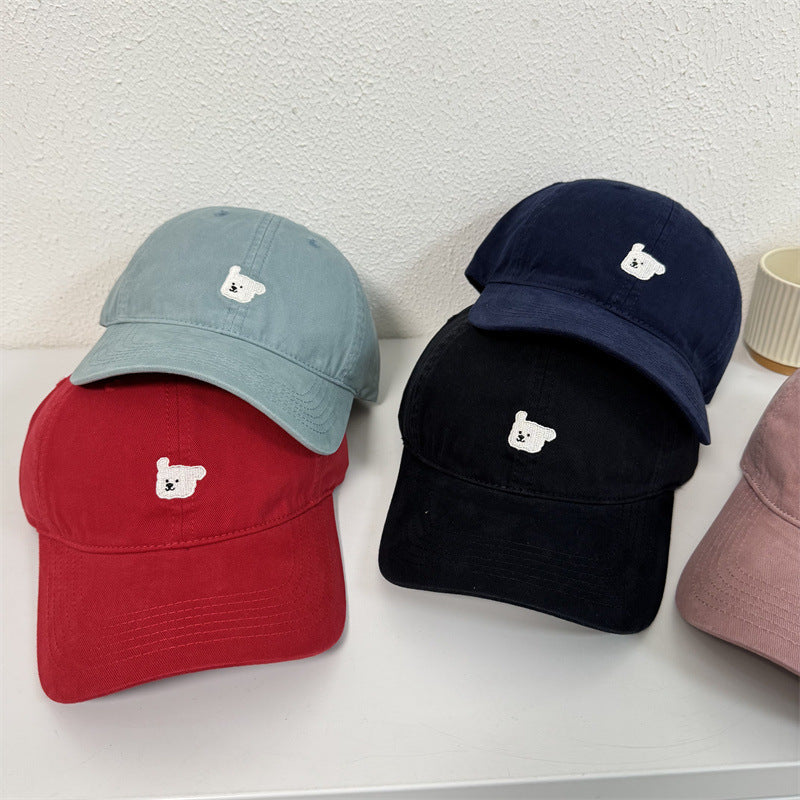 Kvinnenes søte broderte bjørnecaps Skanto