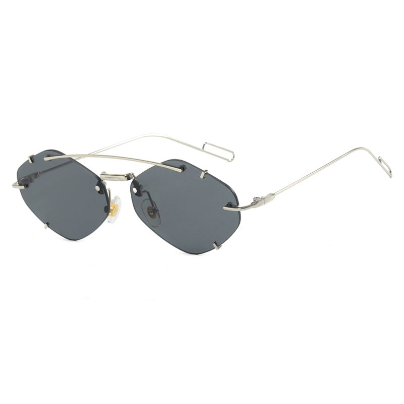 Dame geometrisk solbrille med ultralett metallramme Skanto