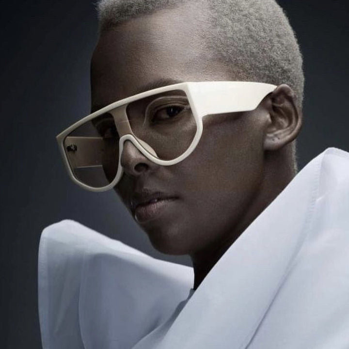 Women's fashionable sunglasses with an otherworldly design Skanto