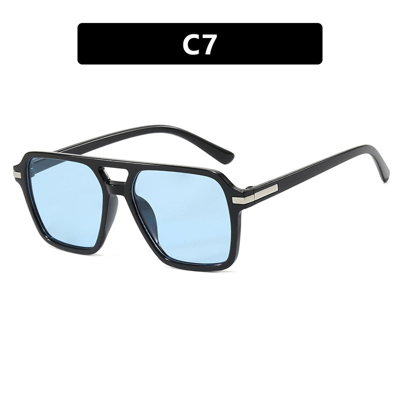 Women's fashionable rectangular sunglasses with stylish design and UV protection Skanto