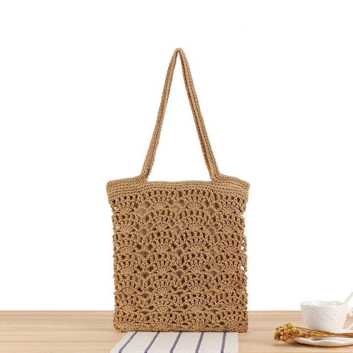 Handbag made of hand-knotted natural material with elegant details Skanto