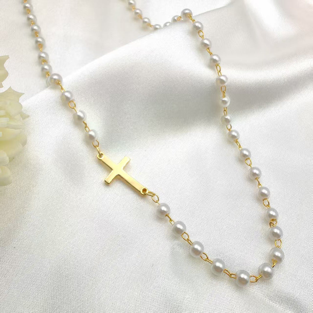 Skanto | Delikat Fuskperle Kross Stasjon Choker Halskjede