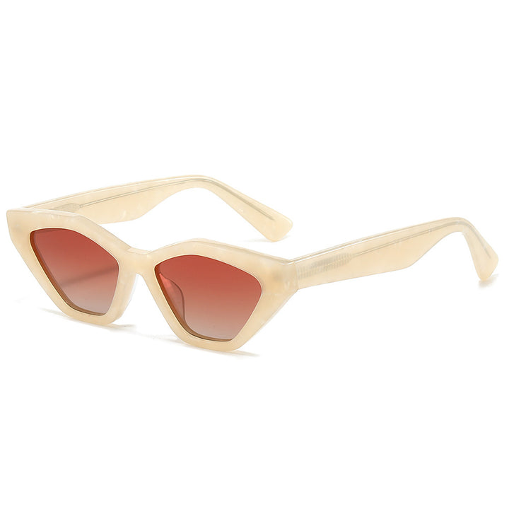 Dame Cat-Eye solbrille med unikt design og høy kvalitet UV-beskyttelse Skanto