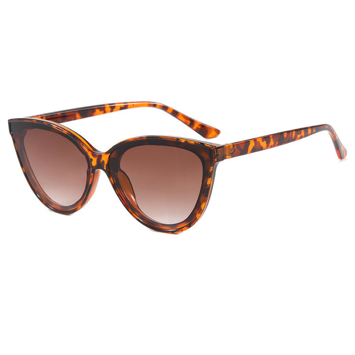 Dame moter Cat-Eye solbriller med gradientlinser Skanto